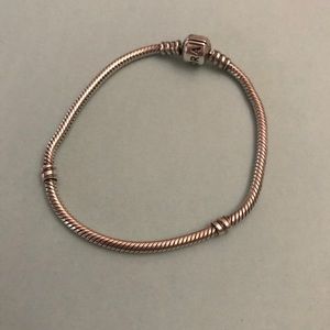 ✨Pandora bracelet ✨